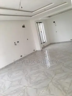 4bdrm House in Achimota Mall for sale