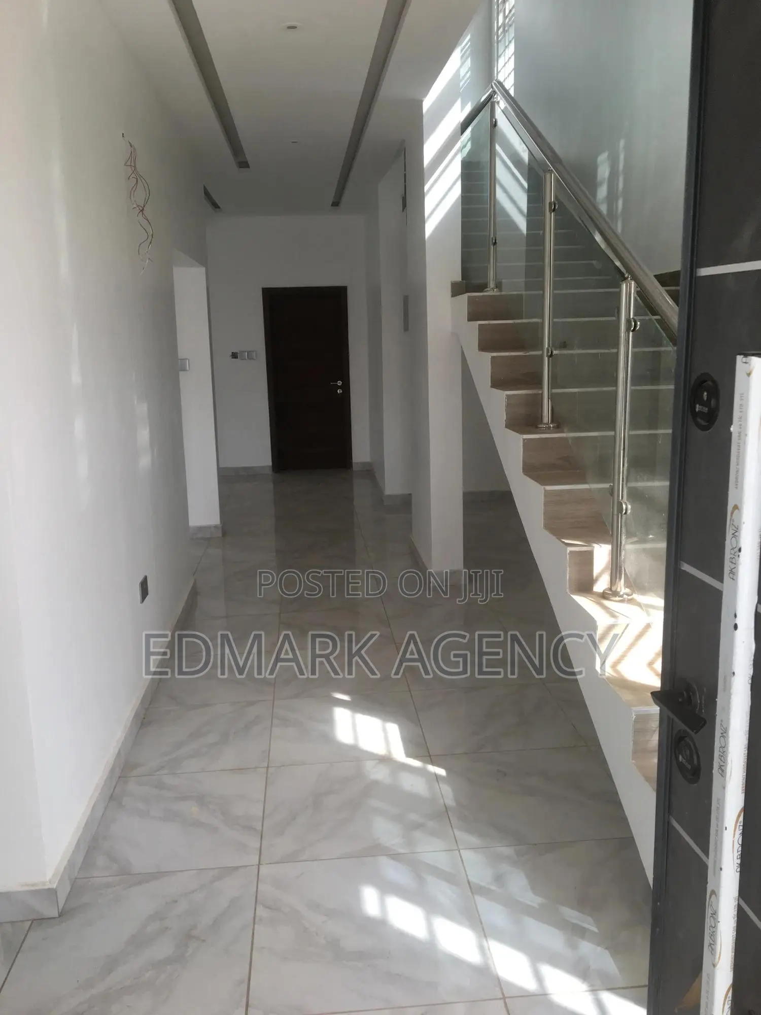 4bdrm House in Achimota Mall for sale
