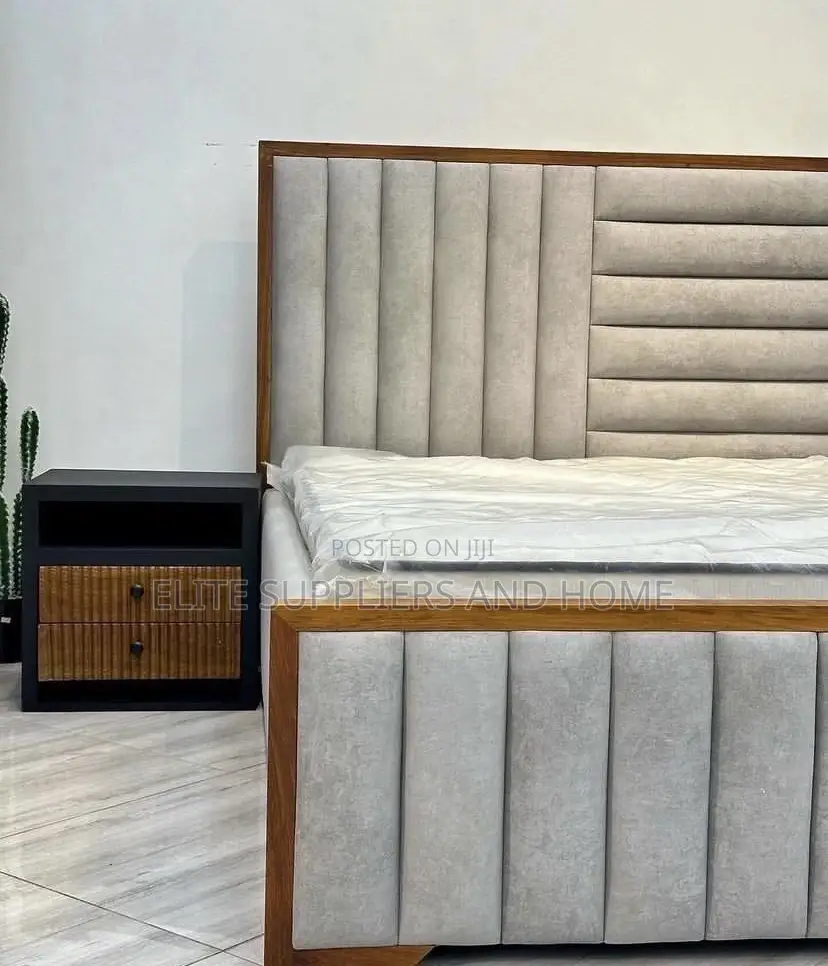 Bed (Queen/King Size)