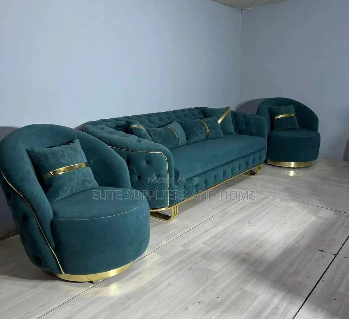 Modern Sofa Set