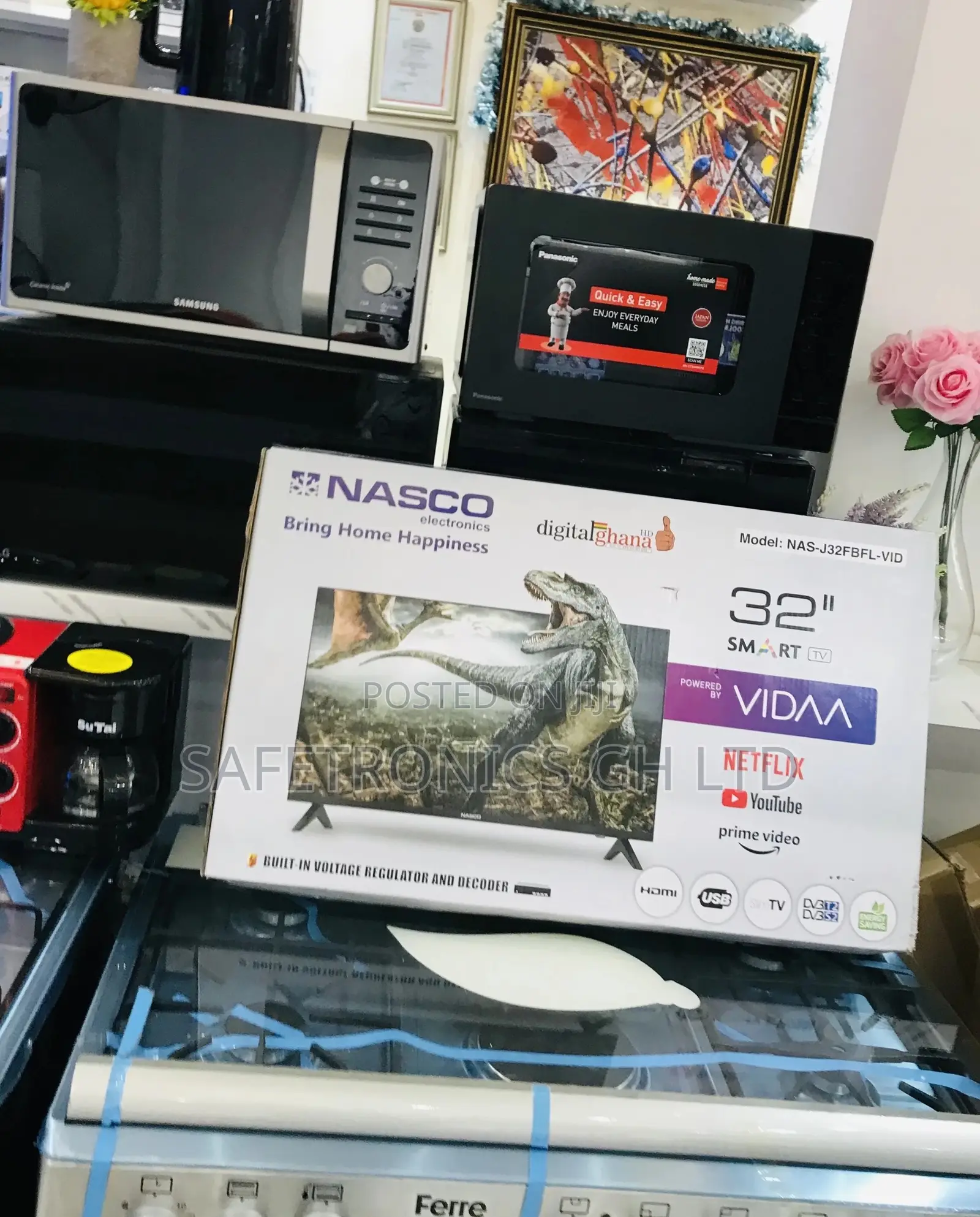 Smart Nasco 32 Inches Glossy Black Led Tv