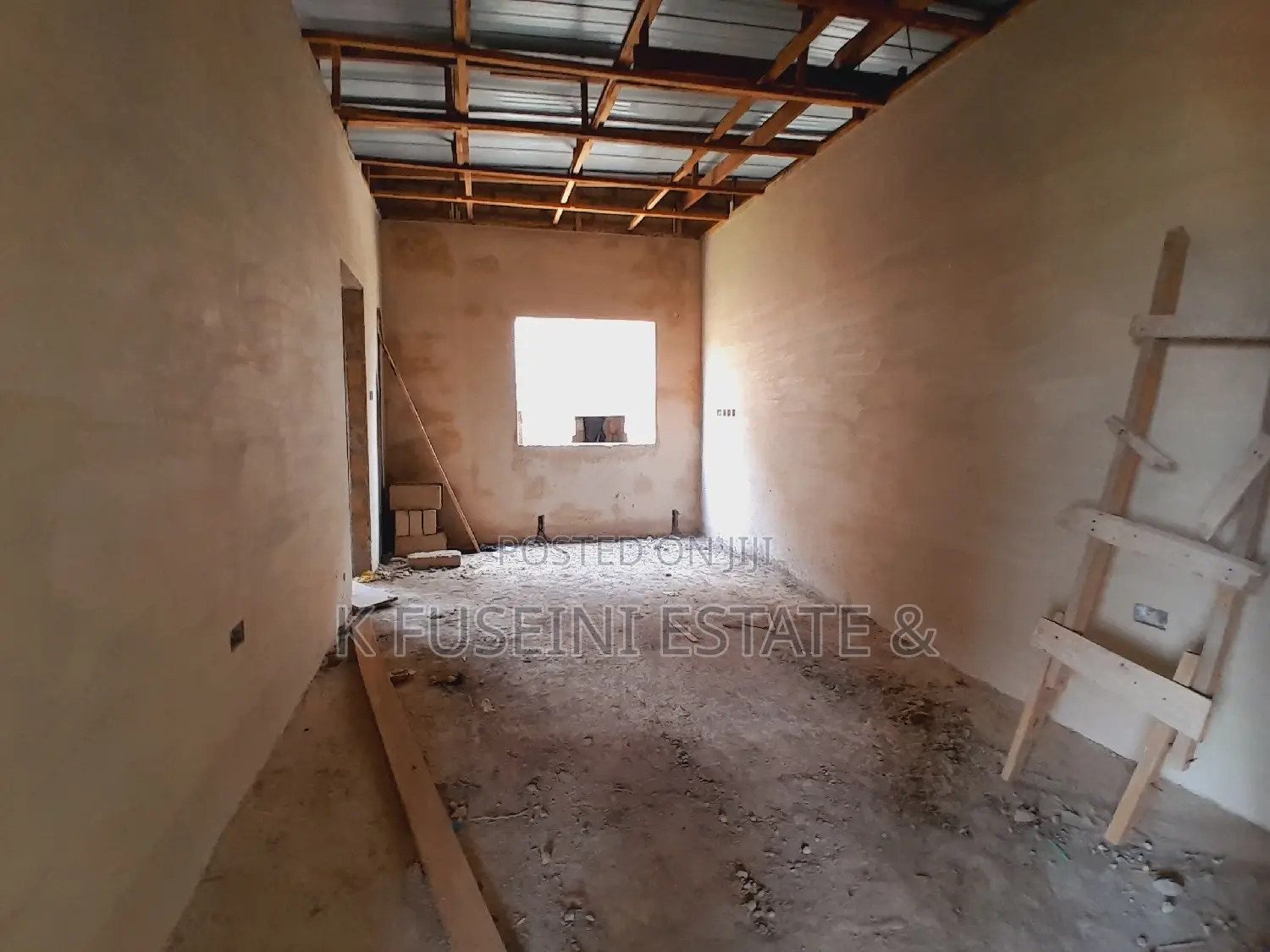 6bdrm House in K Fuseini Estate, Kumasi Metropolitan for sale