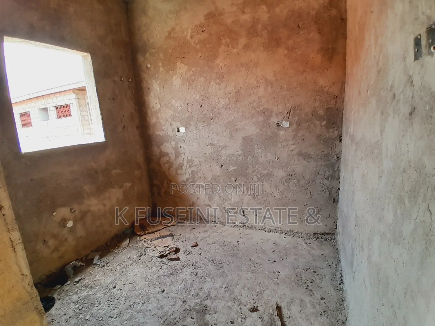 6bdrm House in K Fuseini Estate, Kumasi Metropolitan for sale