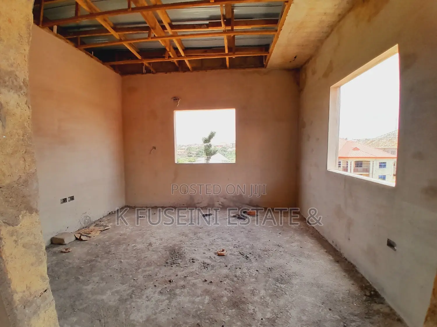 6bdrm House in K Fuseini Estate, Kumasi Metropolitan for sale