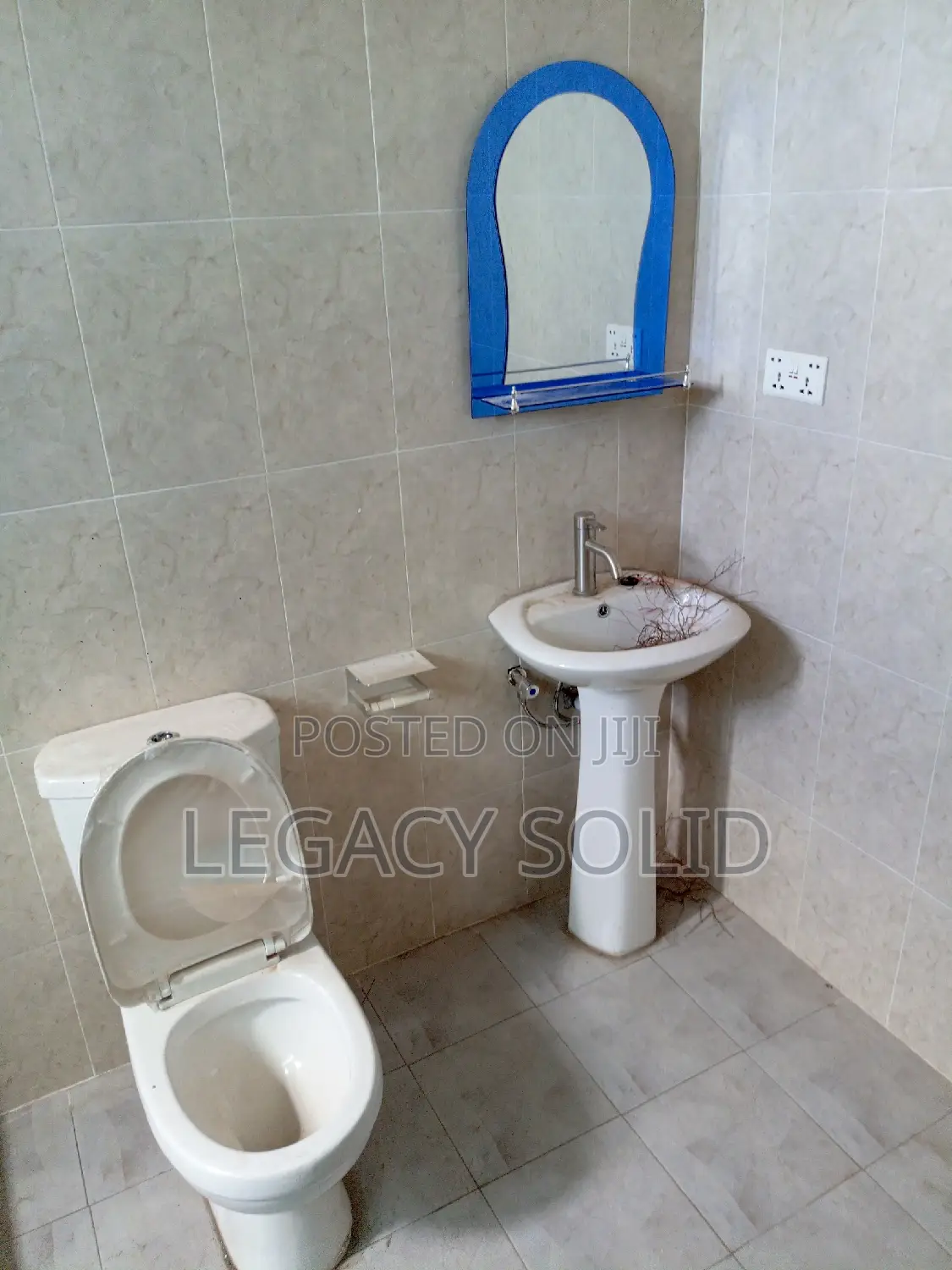 2bdrm Apartment in Legacy Solid Real, Teshie for rent