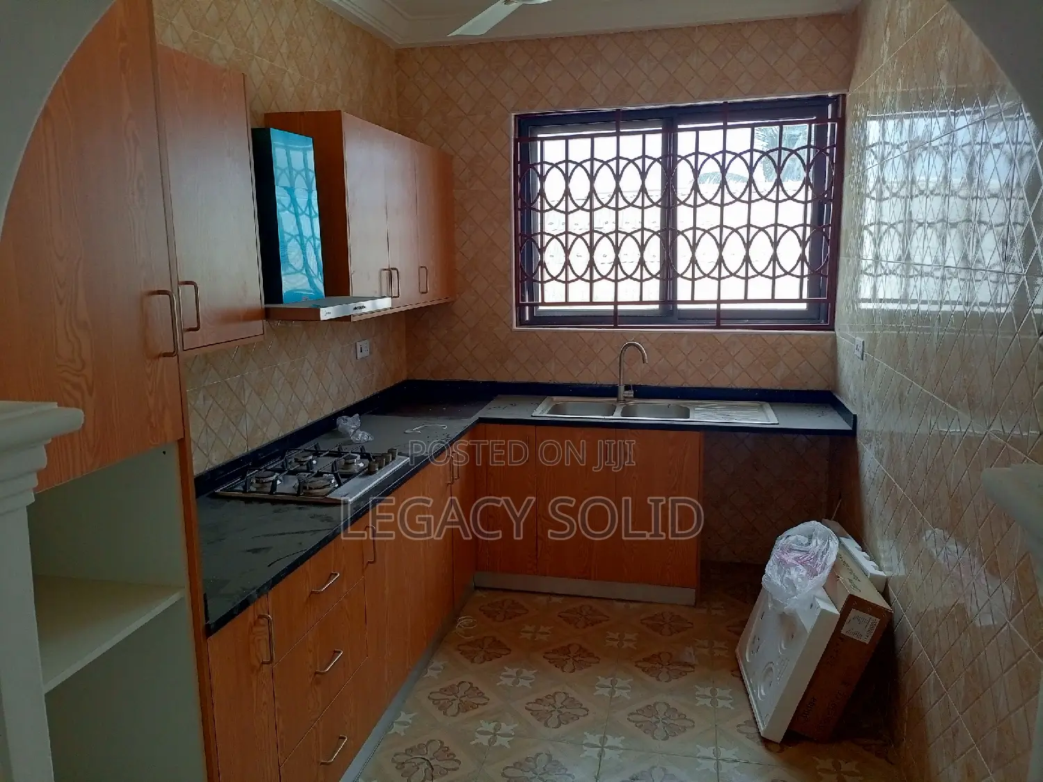 2bdrm Apartment in Legacy Solid Real, Teshie for rent