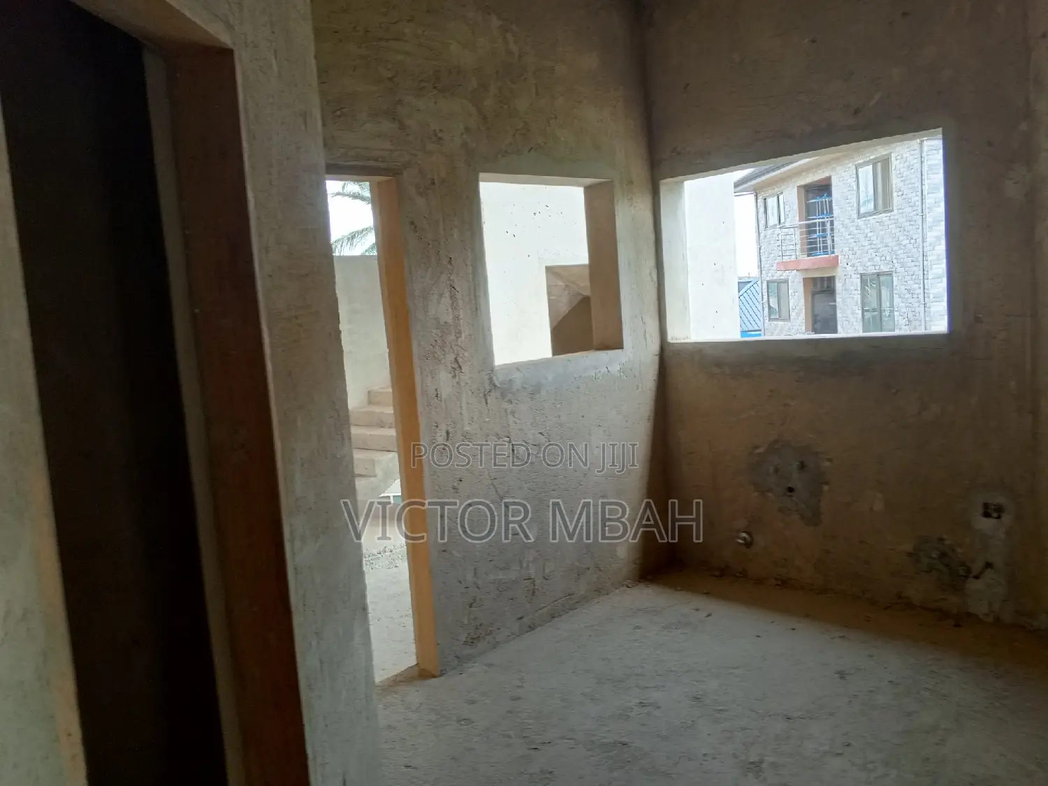 3bdrm Block of Flats in Dc Properties, Tema Metropolitan for sale