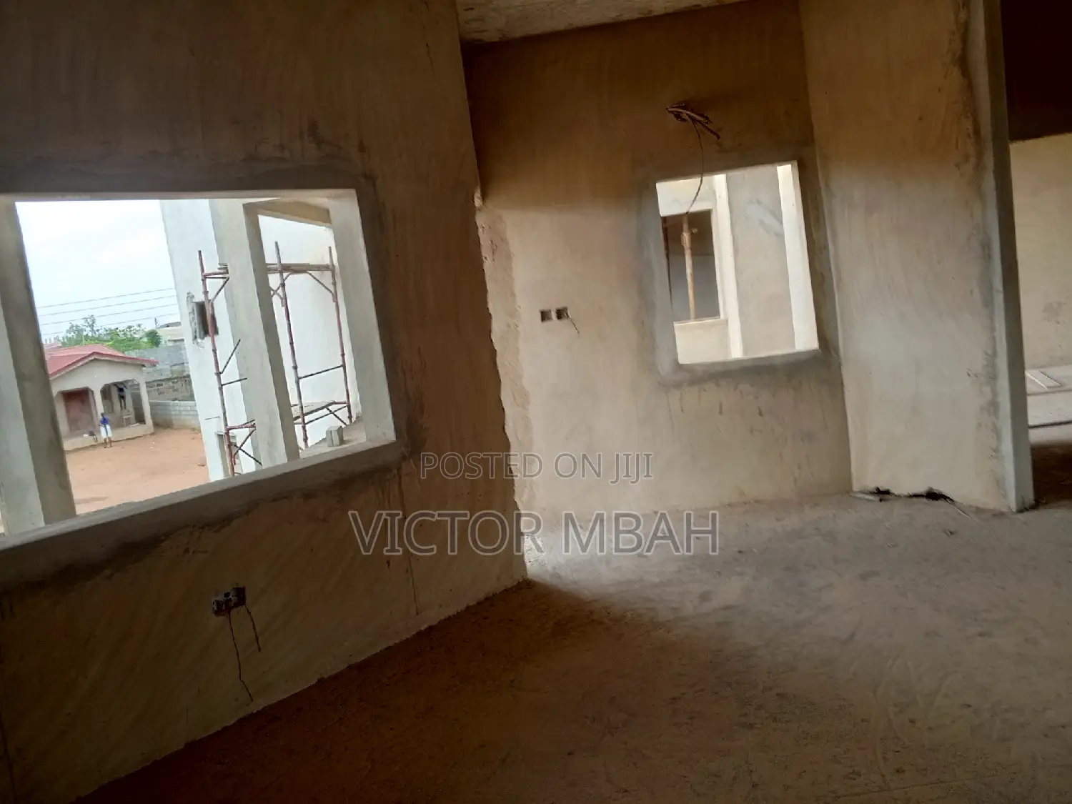 3bdrm Block of Flats in Dc Properties, Tema Metropolitan for sale