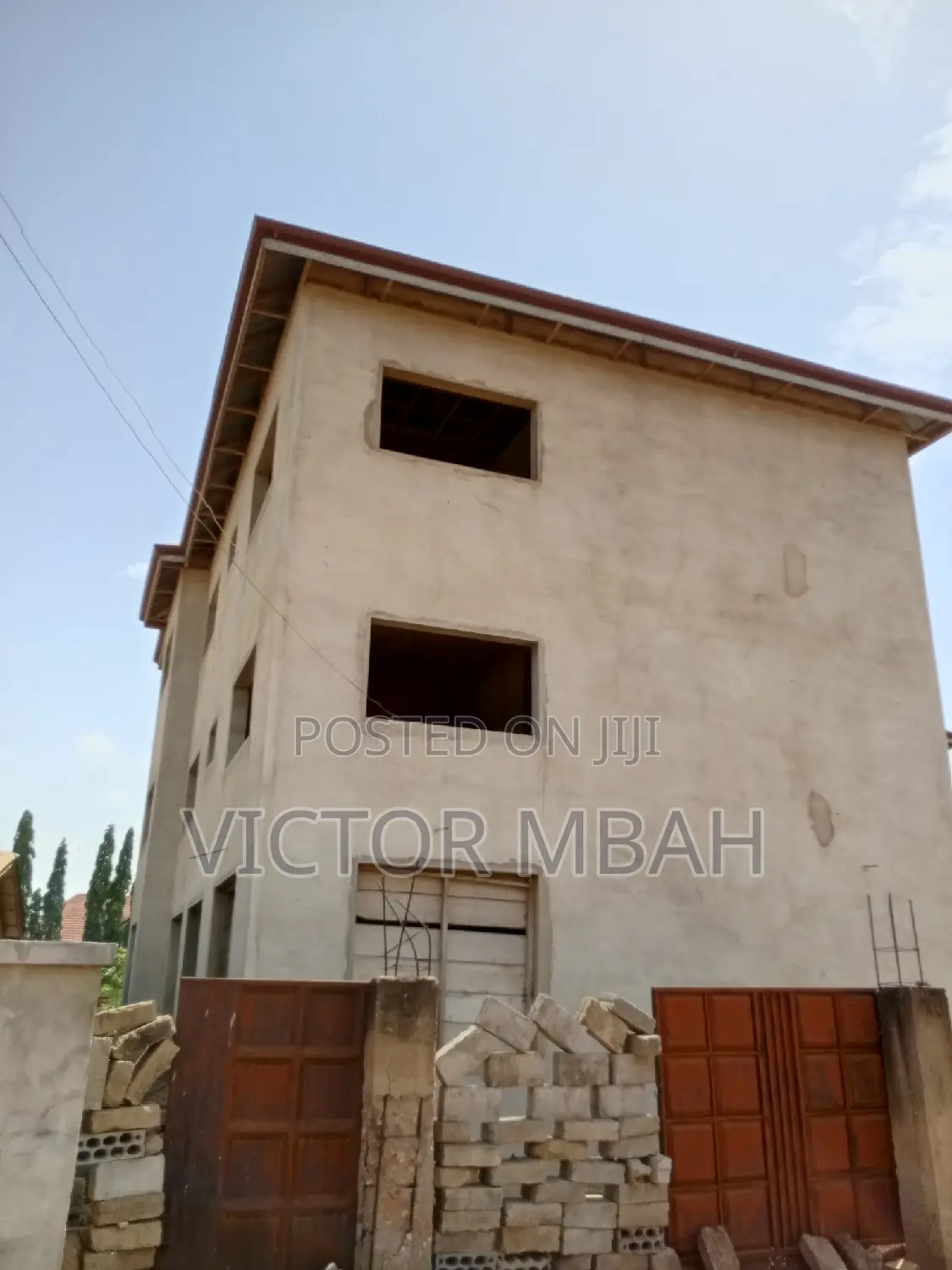 3bdrm Block of Flats in Dc Properties, Tema Metropolitan for sale