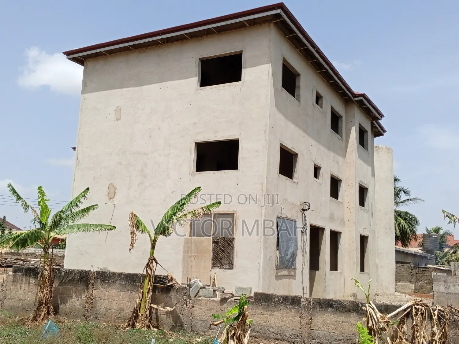 3bdrm Block of Flats in Dc Properties, Tema Metropolitan for sale