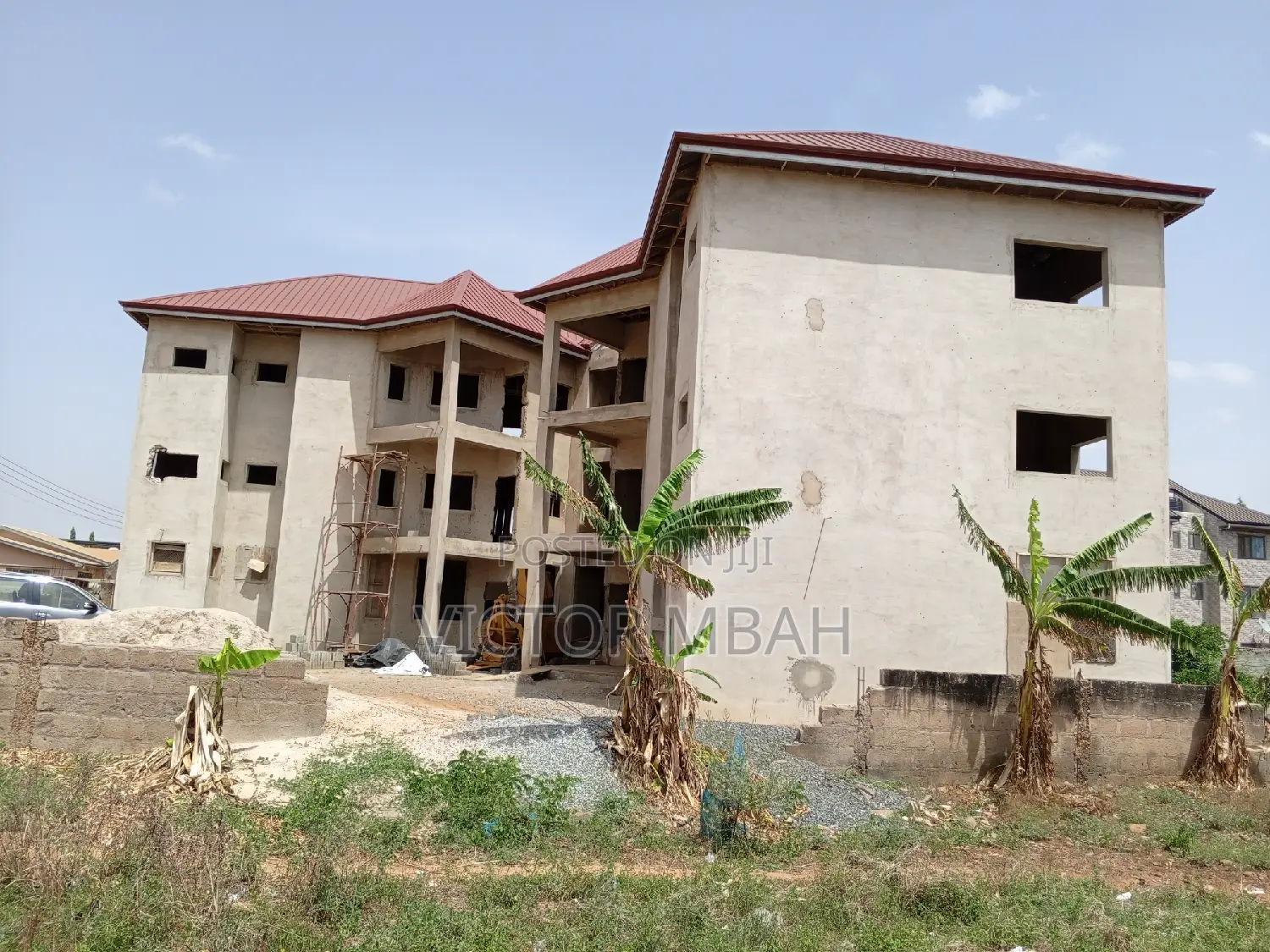 3bdrm Block of Flats in Dc Properties, Tema Metropolitan for sale