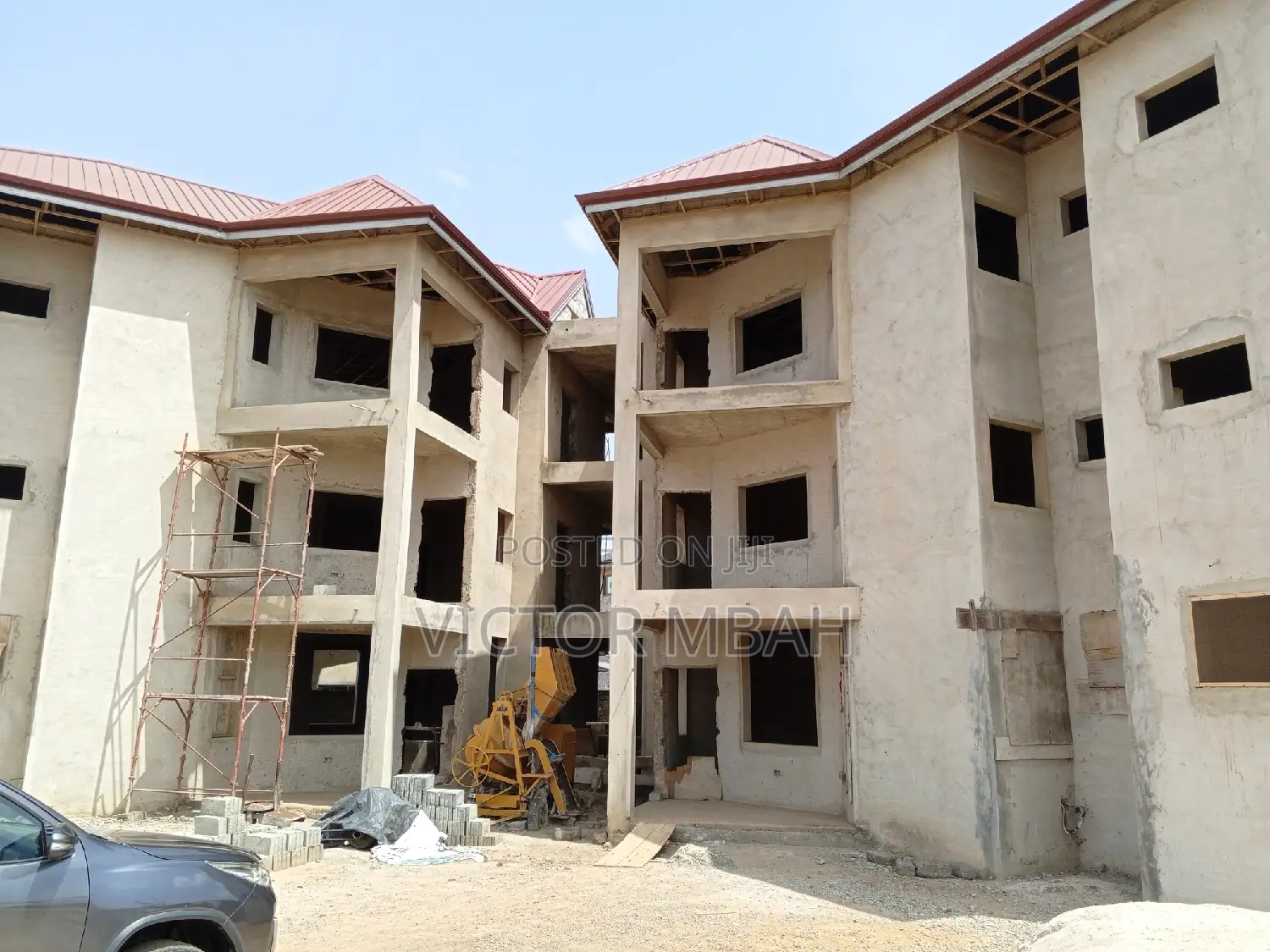 3bdrm Block of Flats in Dc Properties, Tema Metropolitan for sale