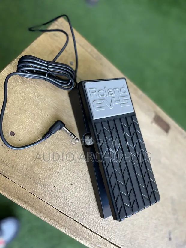 新品 ROLAND ローランド EV-5 エクスプレッション ペダル ROLAND EV-5