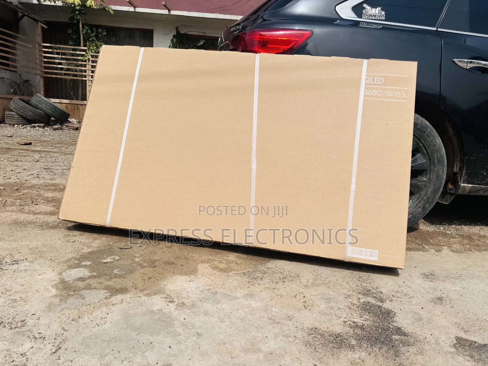New Slim UHD Smart Glossy Screen 65”Q70B