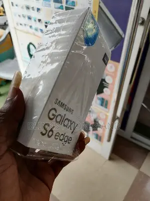 New Samsung Galaxy S6 edge 32 GB Gold