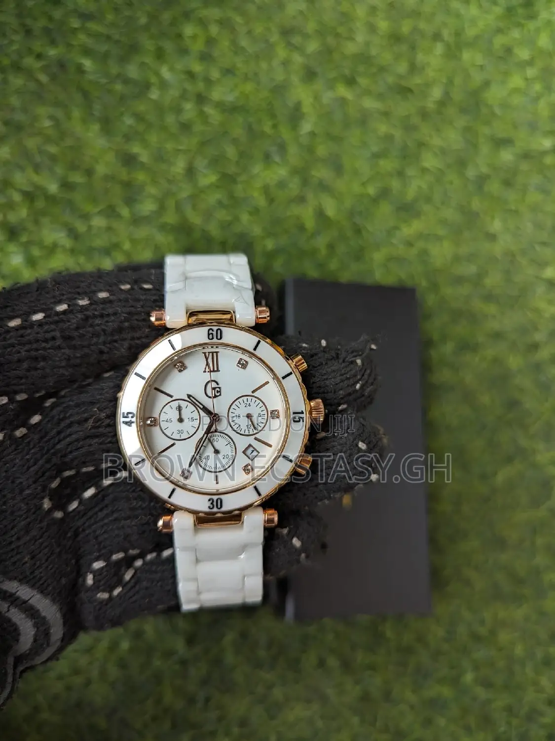 GC Ceramic Watch (White)
