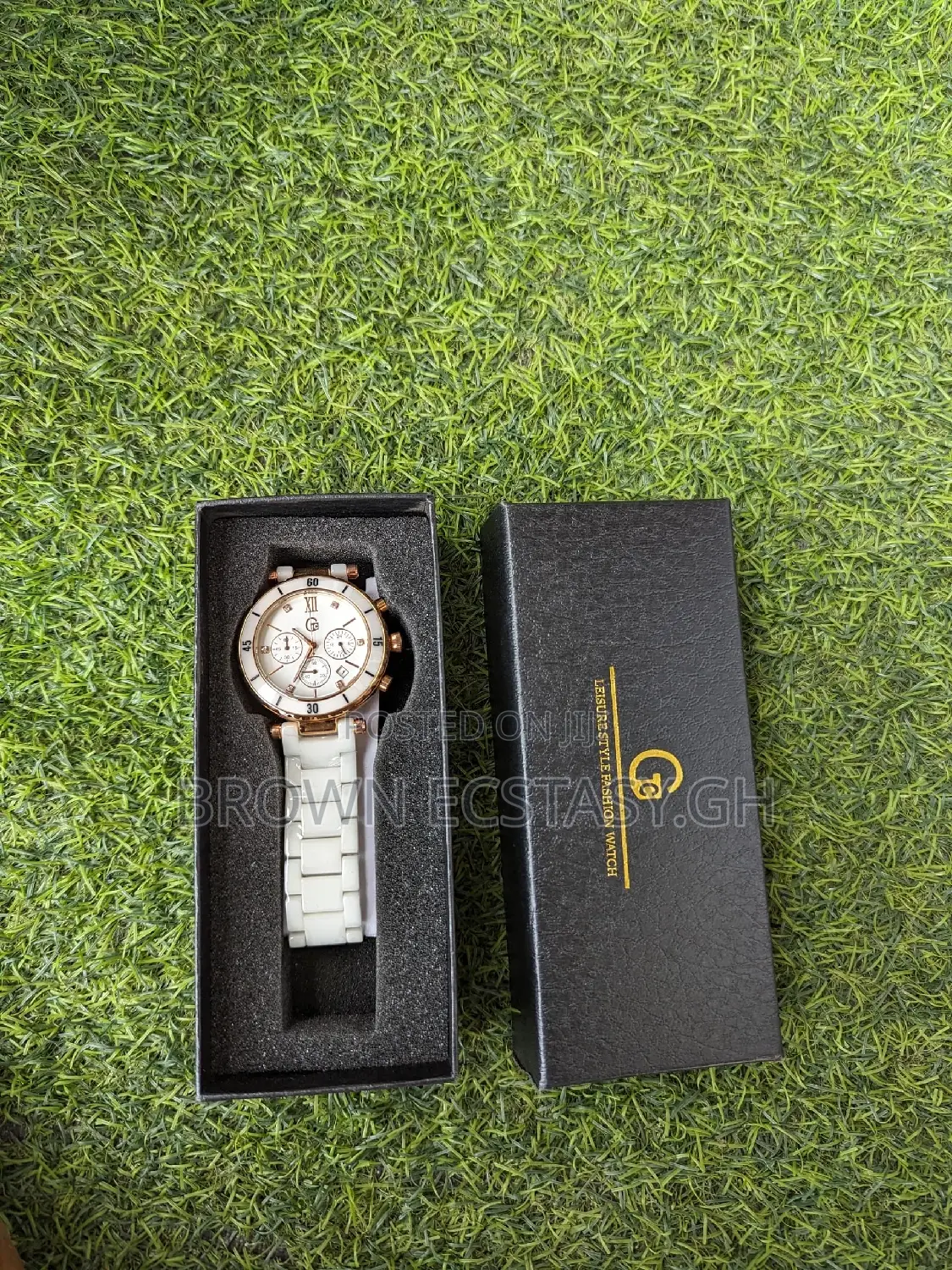 GC Ceramic Watch (White)