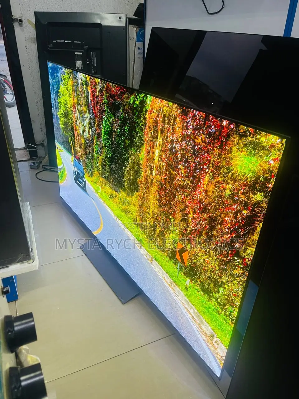 UK Used 65” LG Oled Smart Satellite TV