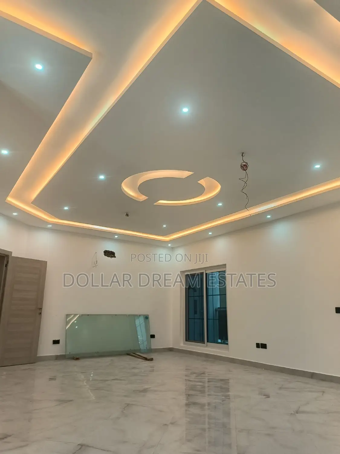 7bdrm House in East Legon for sale
