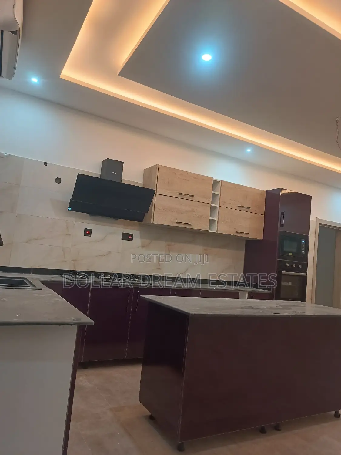 7bdrm House in East Legon for sale
