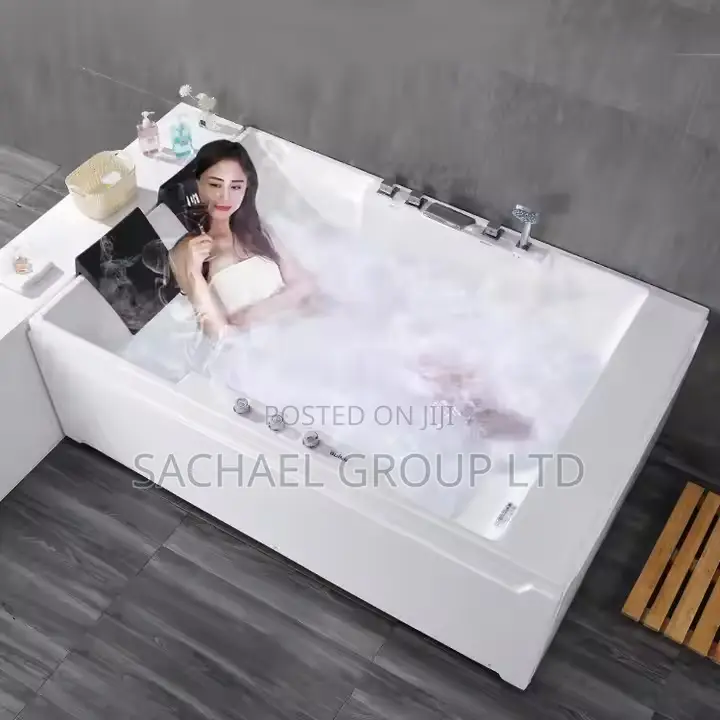 Luxurious Double Person Jacuzzi Bath