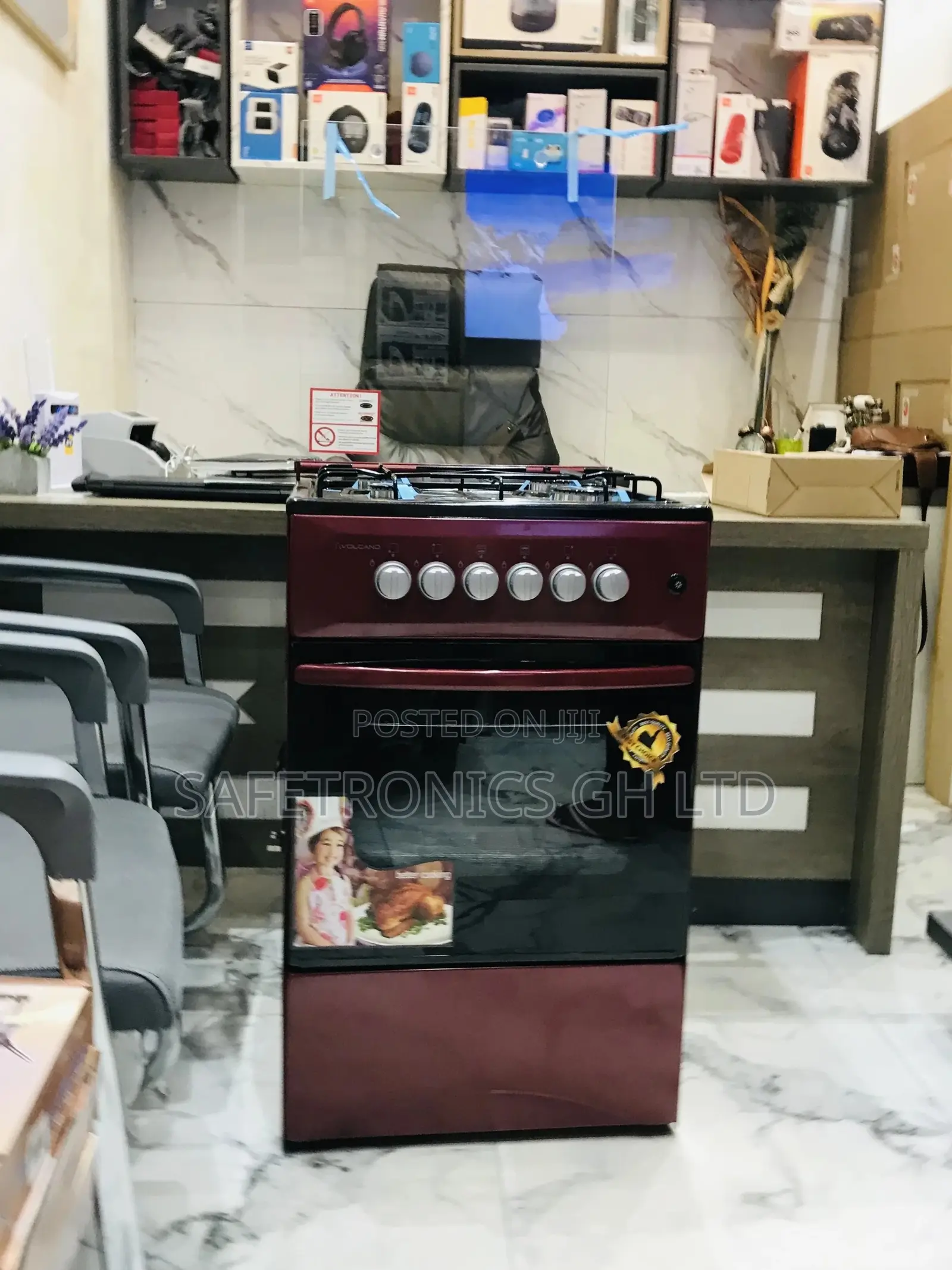Red Cooker 4 Gas Oven With Grill Volcano Glass Lid 50x50