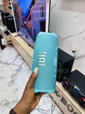 Quality Sleek Flip 6 Bluetooth Speaker Nice Color