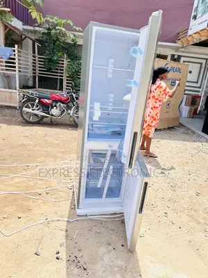 Best and Awesome Sleek Grey PF-390 Pearl Fridge