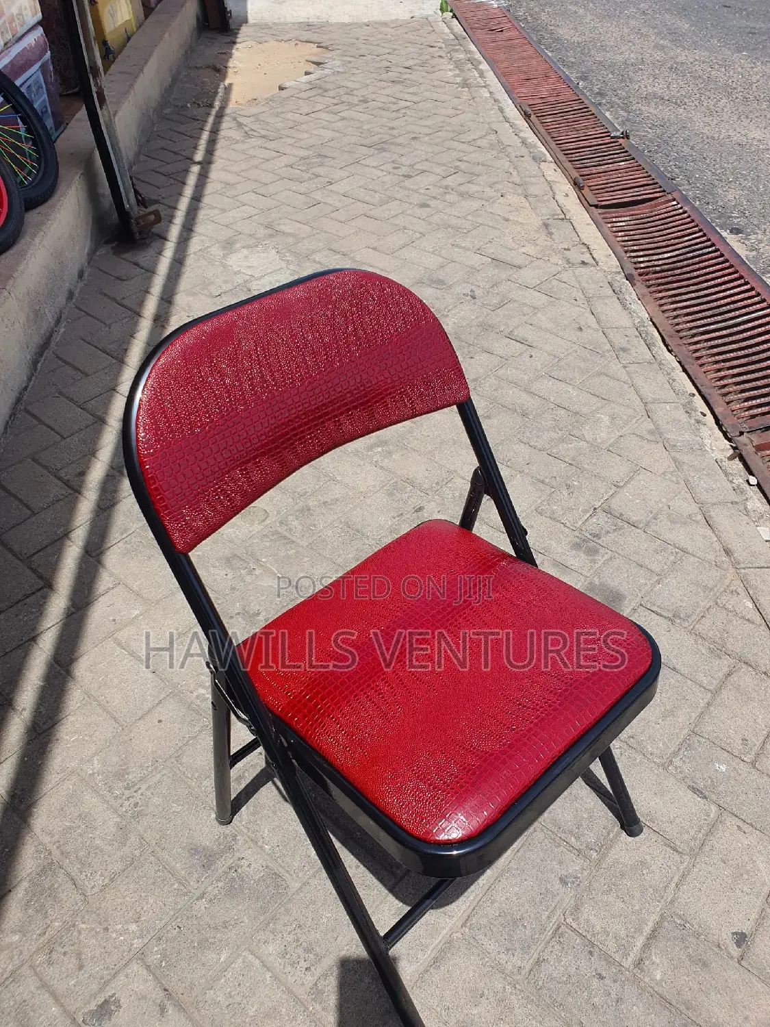 Foldable Leather Chair