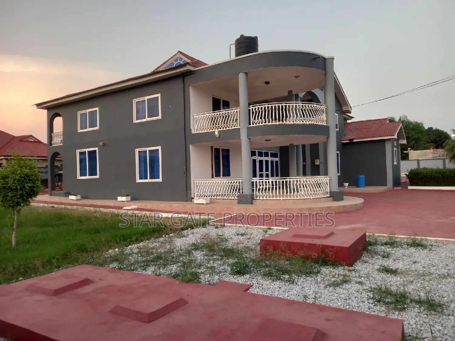 Furnished 5bdrm House in Star Gate Properties, Kumasi Metropolitan