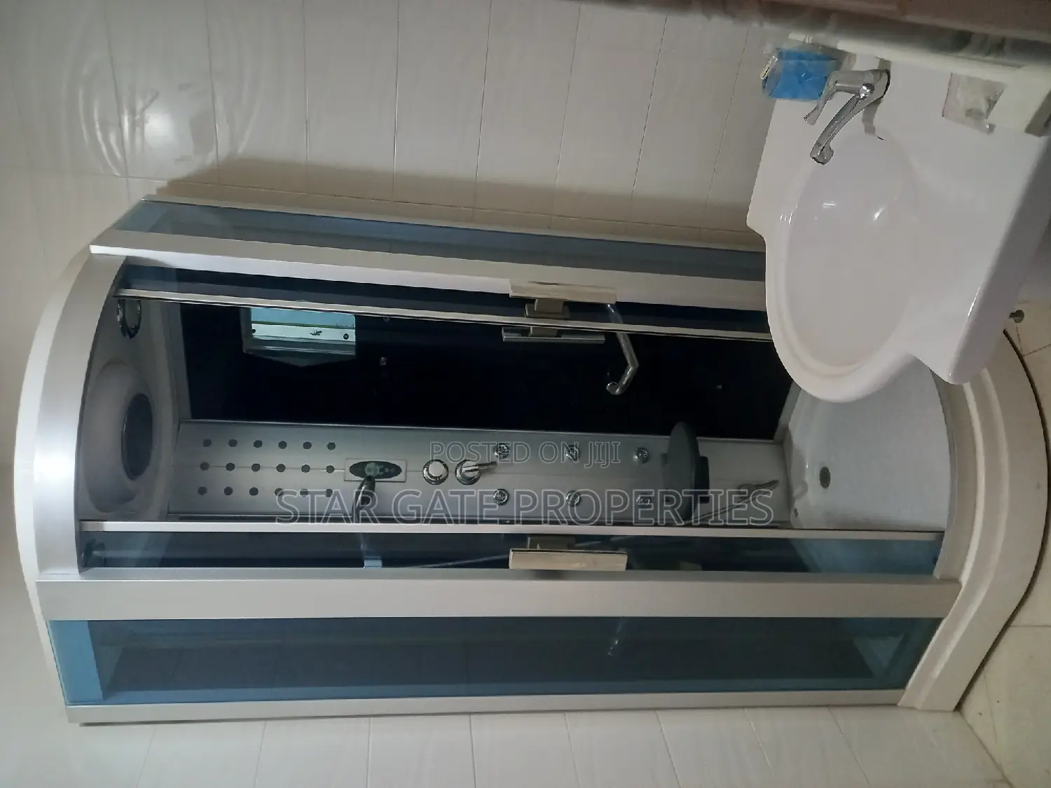 Furnished 5bdrm House in Star Gate Properties, Kumasi Metropolitan