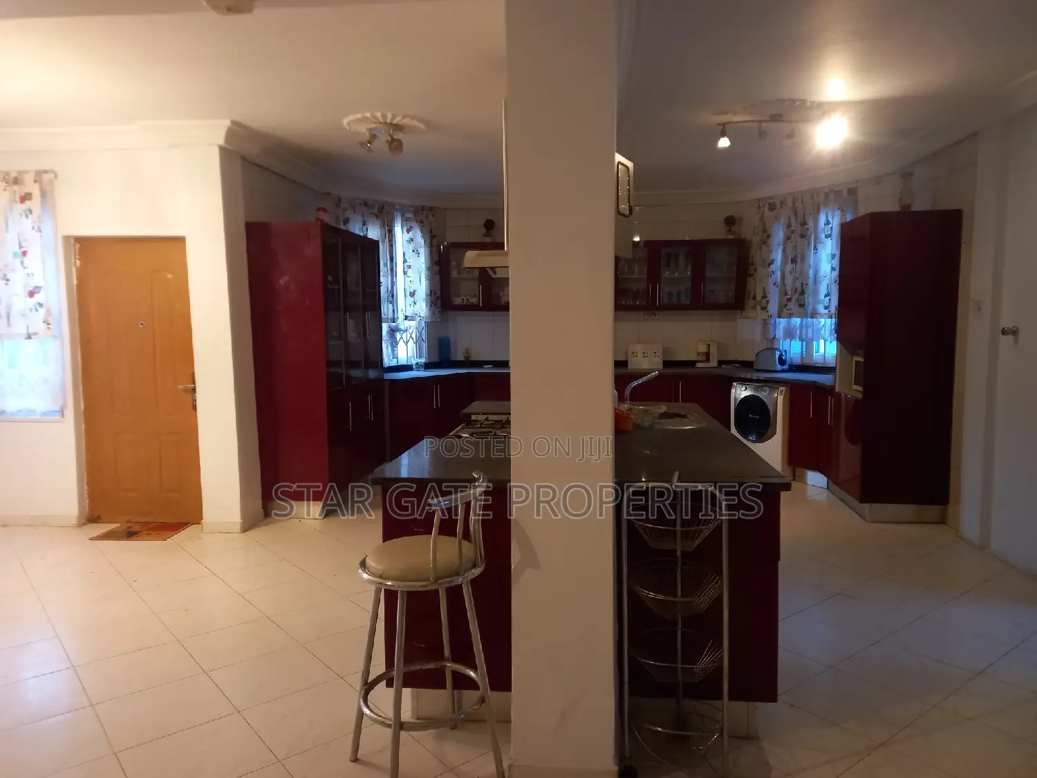 Furnished 5bdrm House in Star Gate Properties, Kumasi Metropolitan