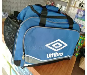 UMBRO Retro Small Holdall Sports Duffle Travel Gym Bag