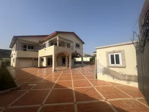 5bdrm Mansion in Bee Decor & Homes, East Legon for sale