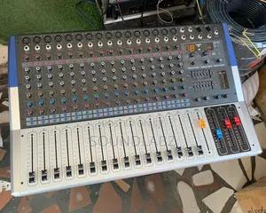 Yamaha Kv160 16channel Powered Mixer With Bluetooth-2000watt