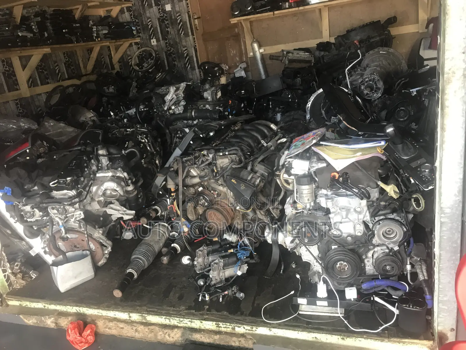 Range Rover Evoque, Sport, Voque, Velar, Discovery Engines