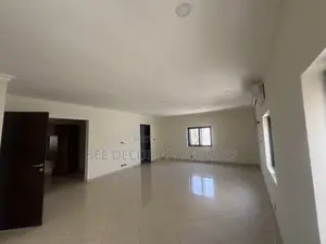 5bdrm Mansion in Bee Decor And Homes, East Legon for sale