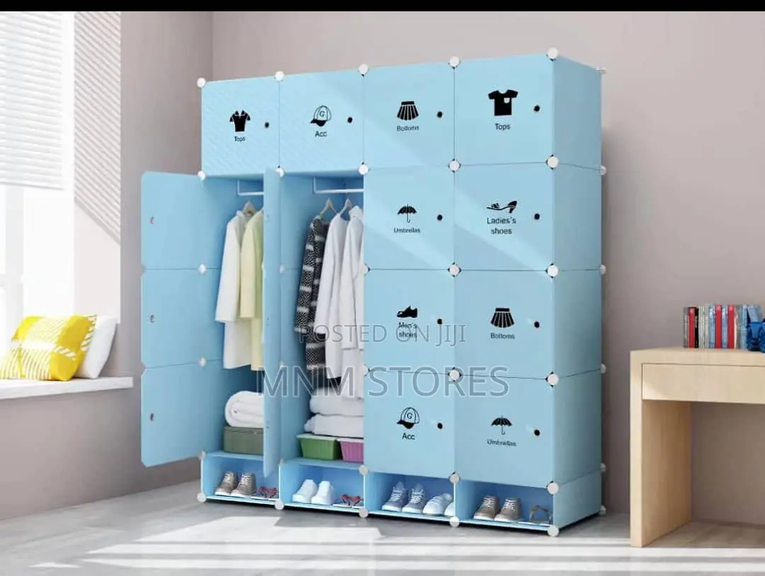 16 Cubes Plastic Wardrobe