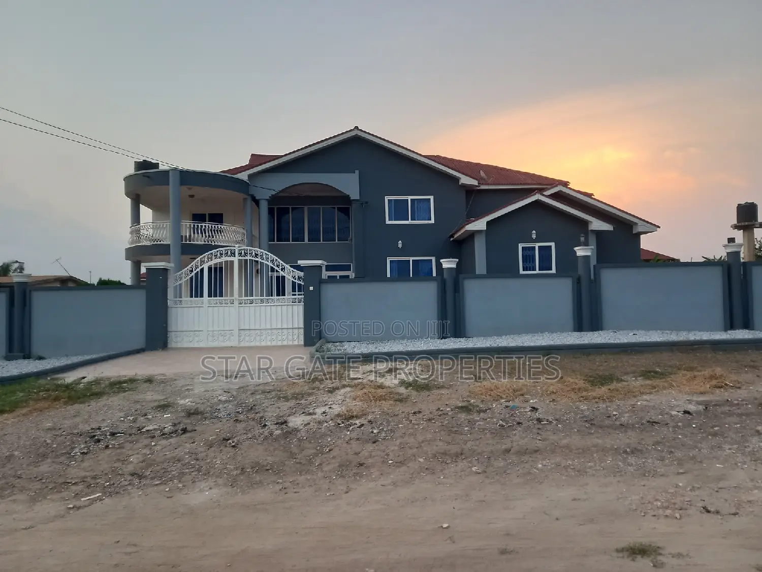 Furnished 5bdrm House in Star Gate Properties, Kumasi Metropolitan