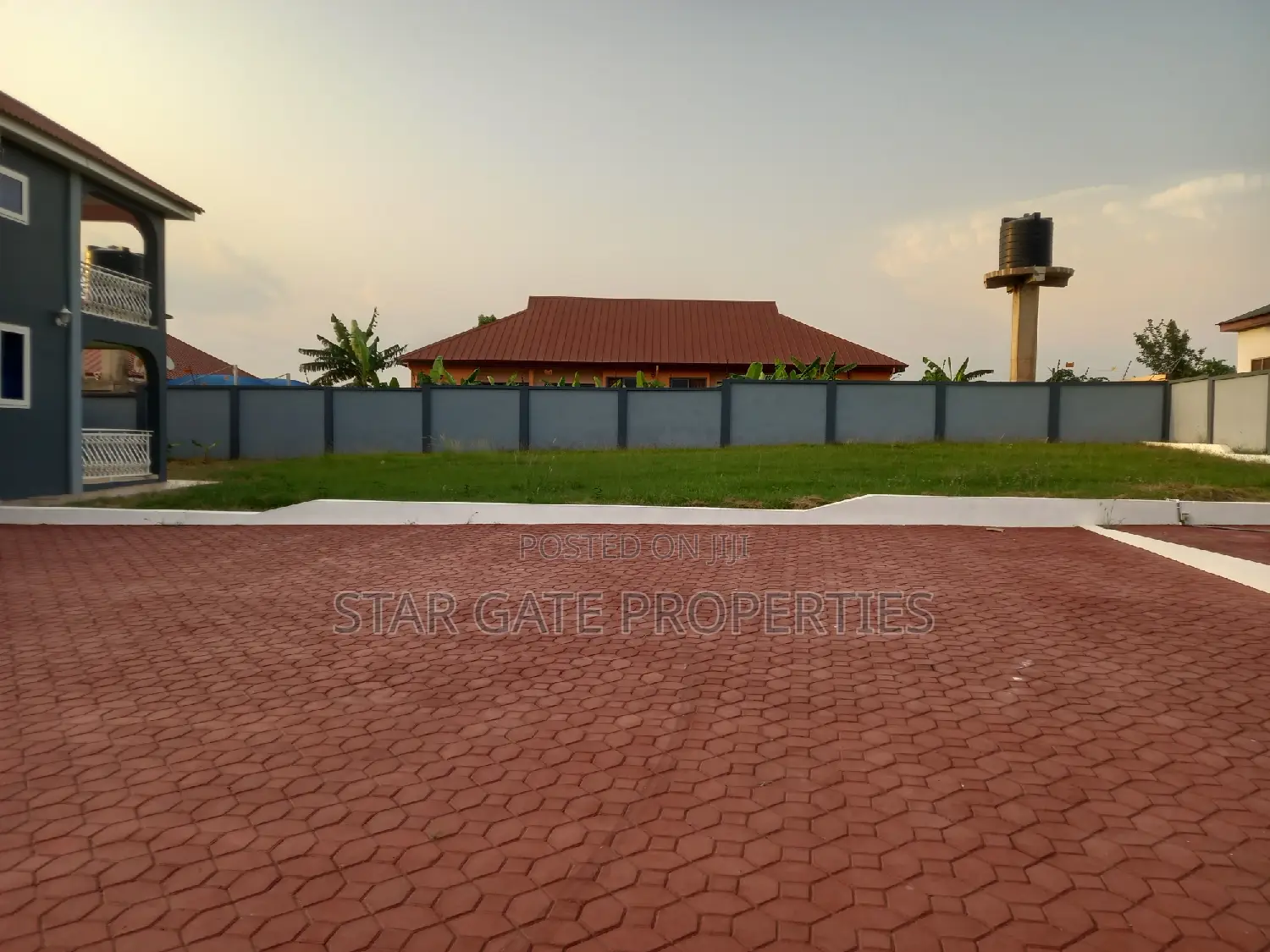 Furnished 5bdrm House in Star Gate Properties, Kumasi Metropolitan