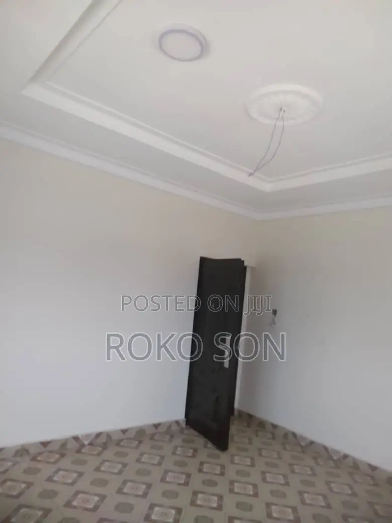 2bdrm Apartment in Dr Roko, Ofankor for rent