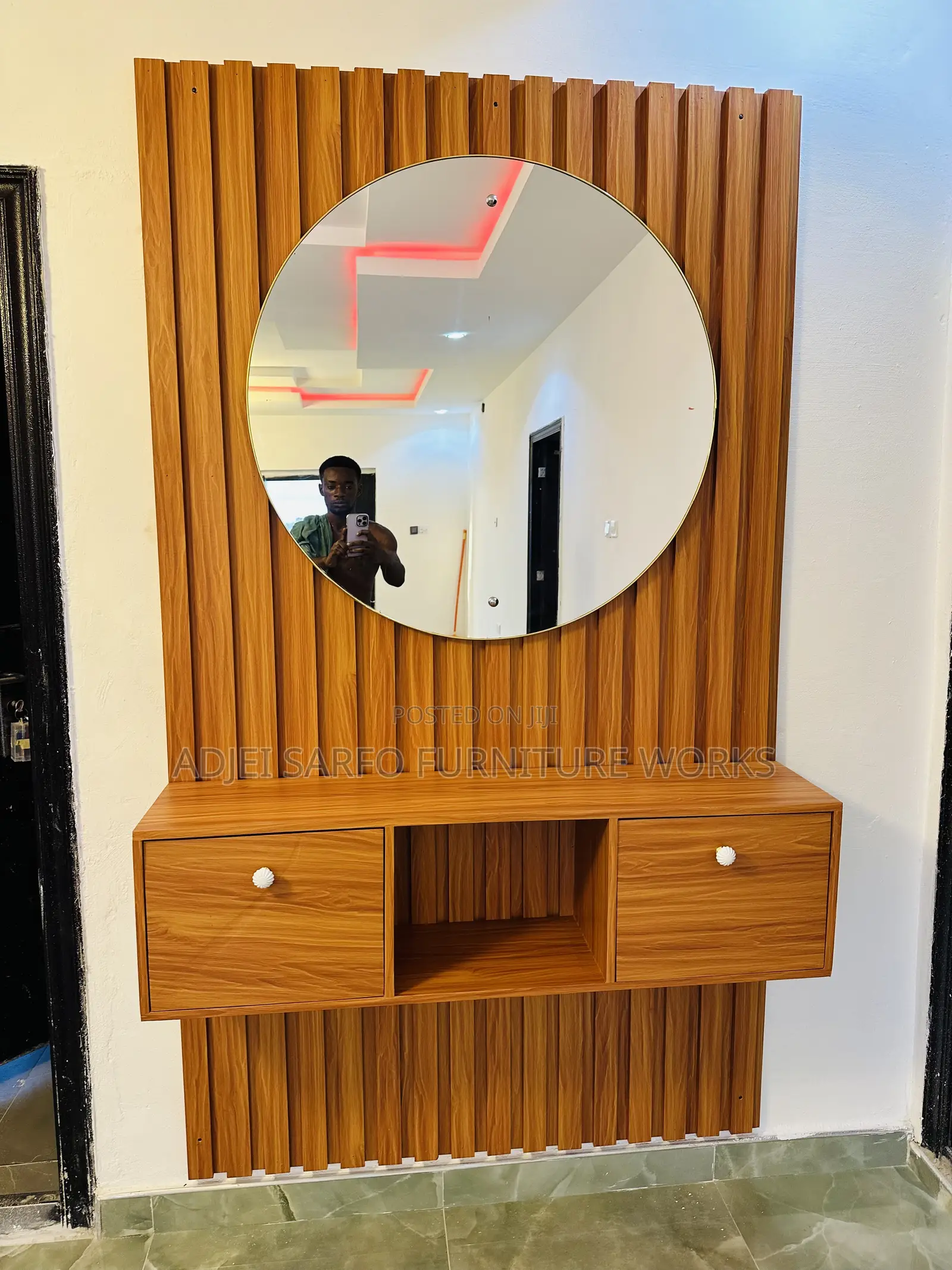 Modern Dressing Mirror
