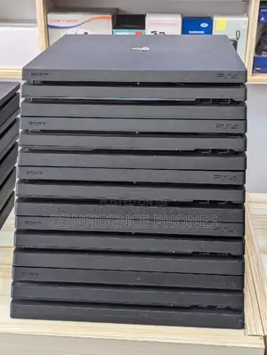 Play Station 4 Pro 1tb With All Accessories