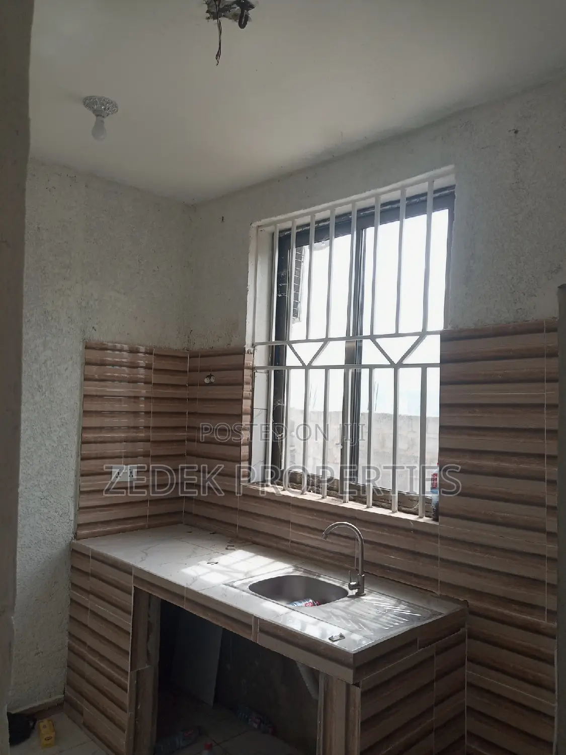 1bdrm Room & Parlour in Franko Estate for rent