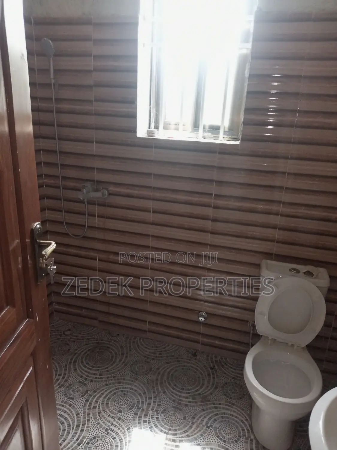 1bdrm Room & Parlour in Franko Estate for rent