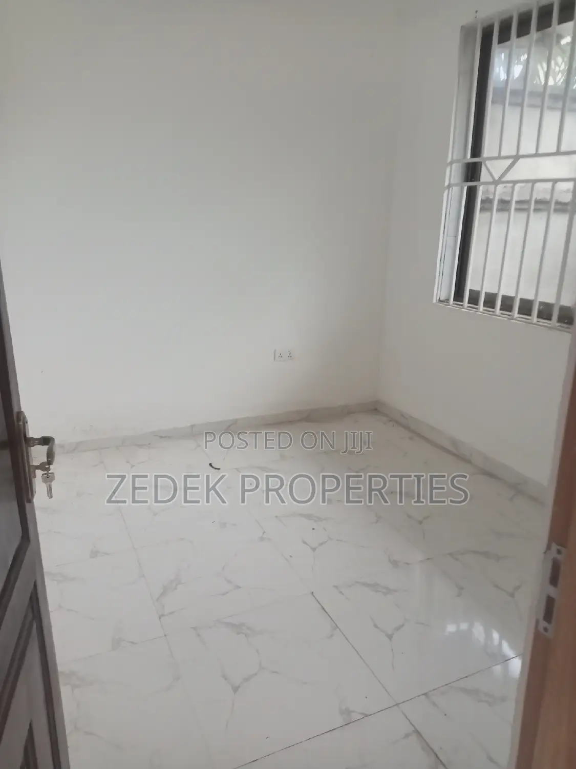 1bdrm Room & Parlour in Franko Estate for rent