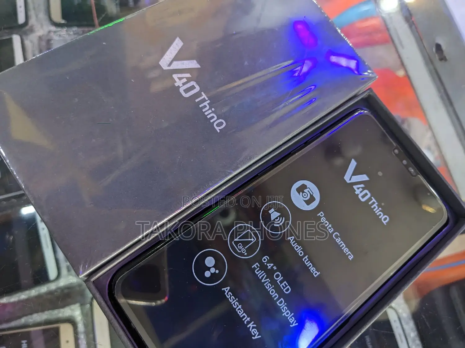 New LG V40 ThinQ 128 GB Black