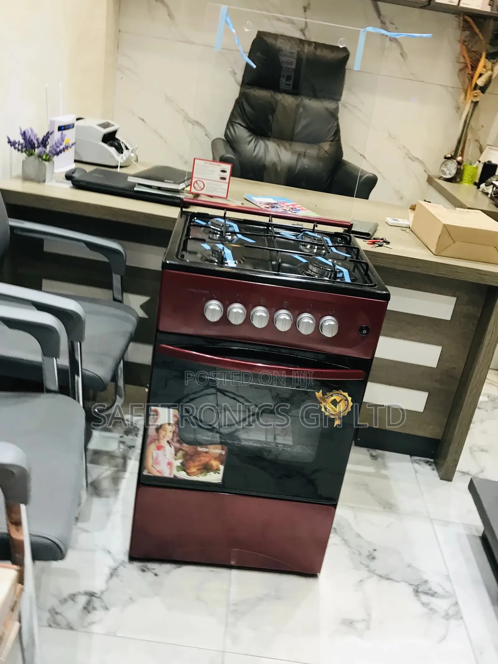 4 Gas Glass Lid 50x50 Oven With Grill Volcano Red