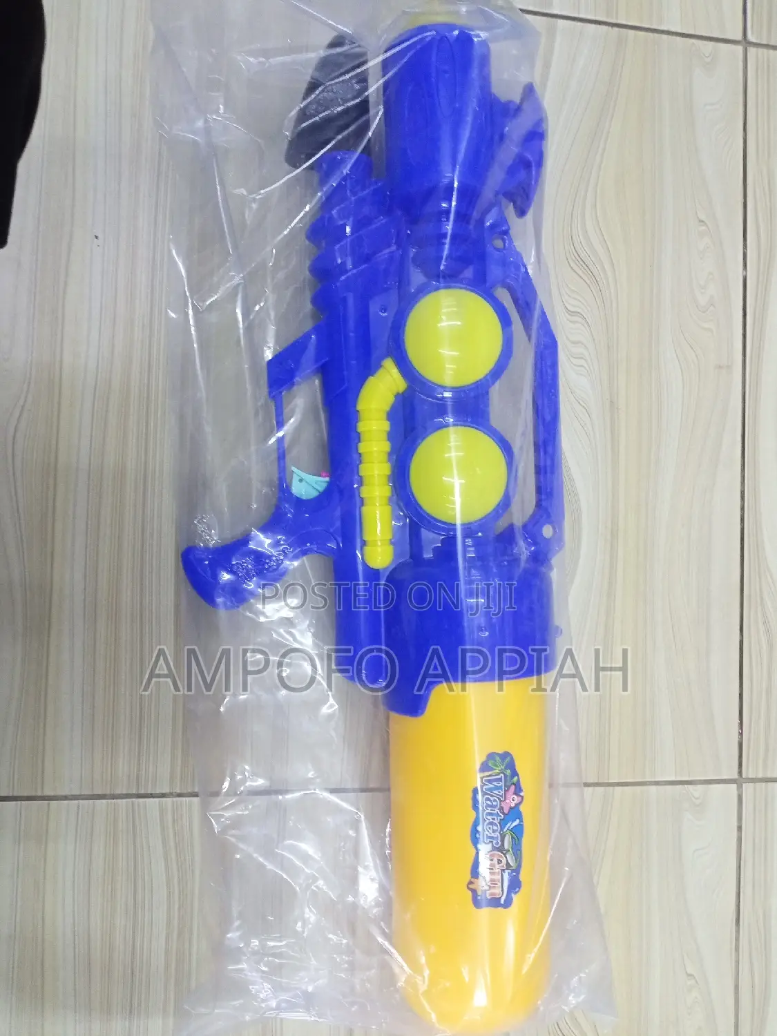 Water Gun .