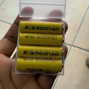 4× 3400mah 18650 3.7v Li-ion Rechargeable Batteries And Case